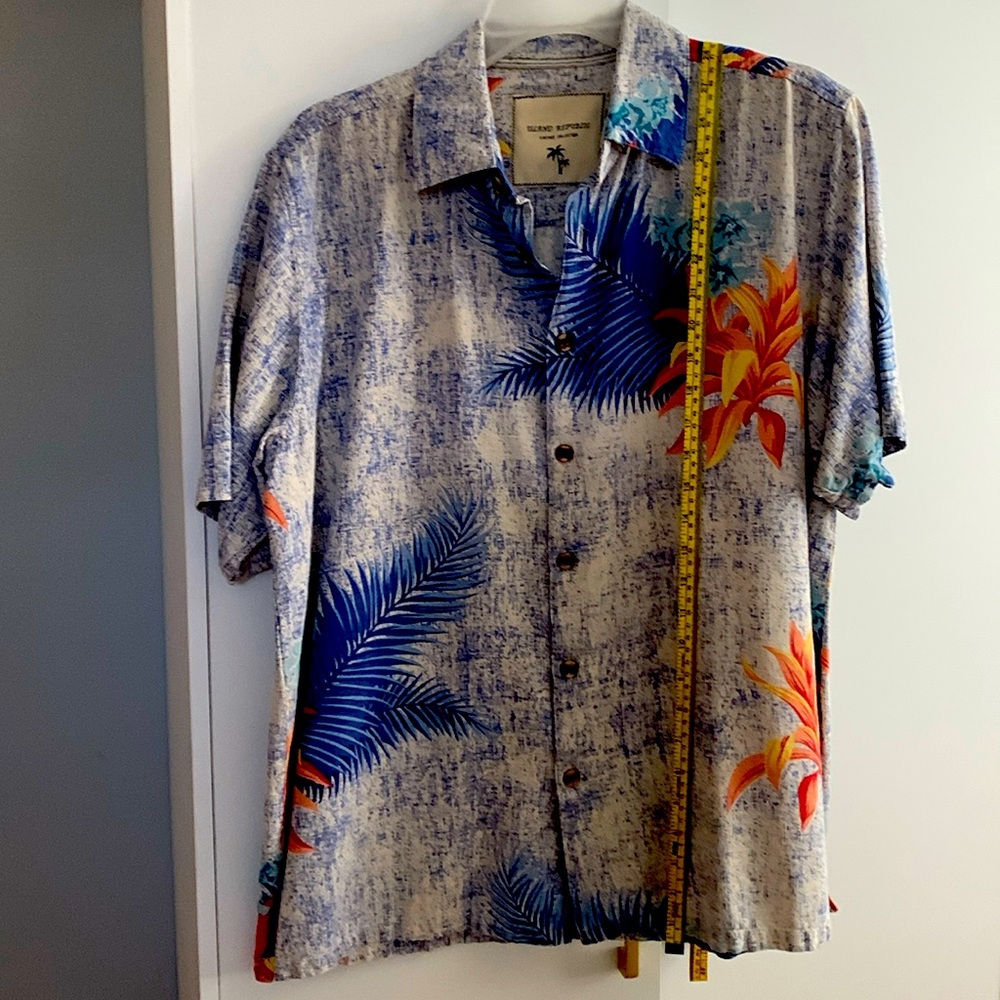 Men’s silk Hawaiian style casual shirt